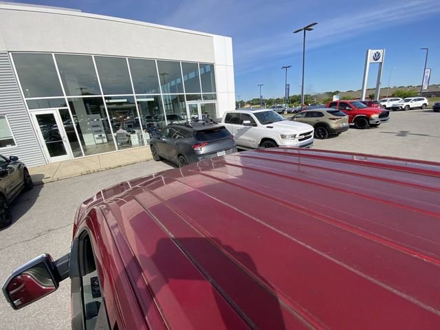 Used 2018 Ford F150 XLT w/ Equipment Group 302A Luxury RWD image 5