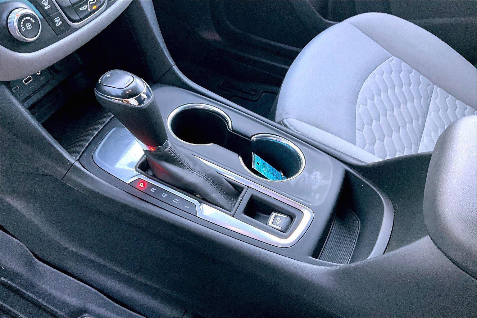 Used 2020 Chevrolet Equinox LS w/ LS Convenience Package image 16