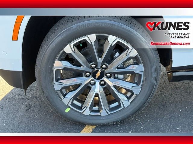 New 2026 Chevrolet Suburban High Country image 10