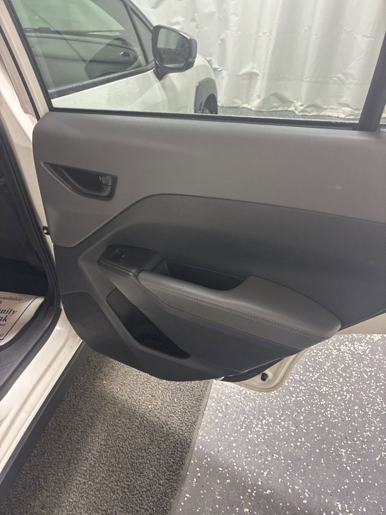 Used 2024 Subaru Crosstrek 2.0i Premium image 24