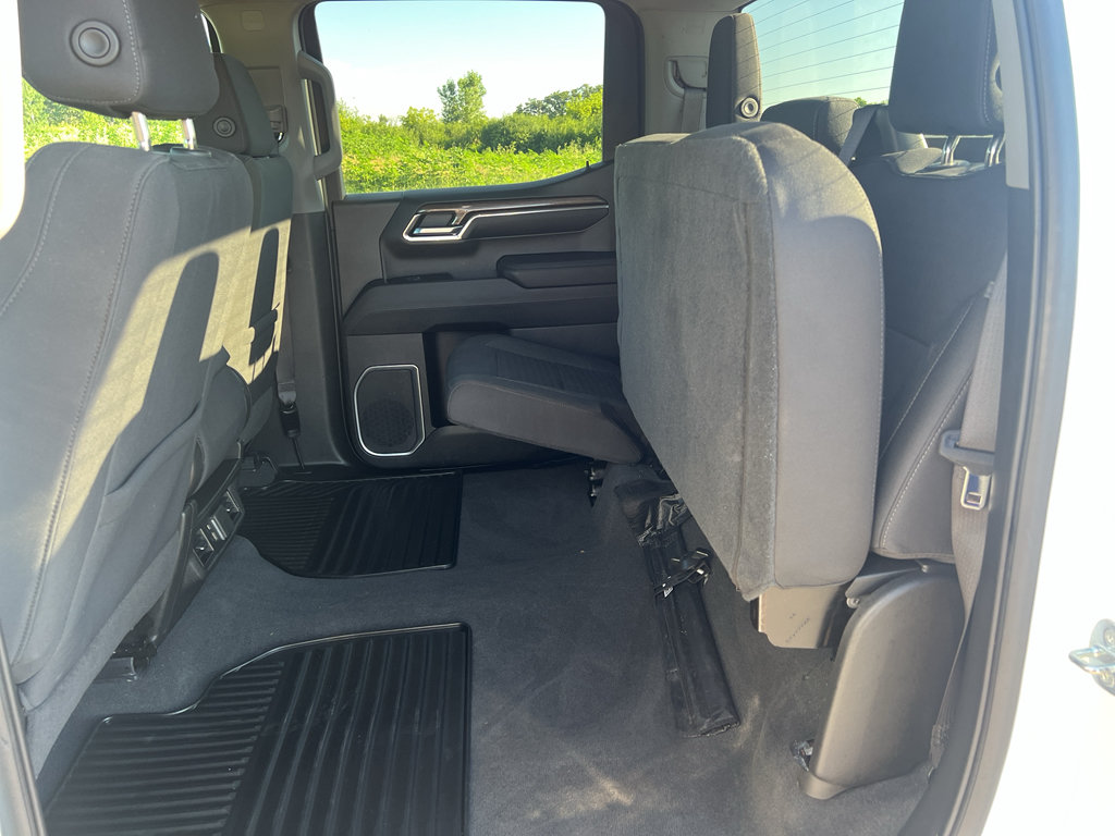 Used 2023 Chevrolet Silverado 1500 LT AWD/4WD image 36