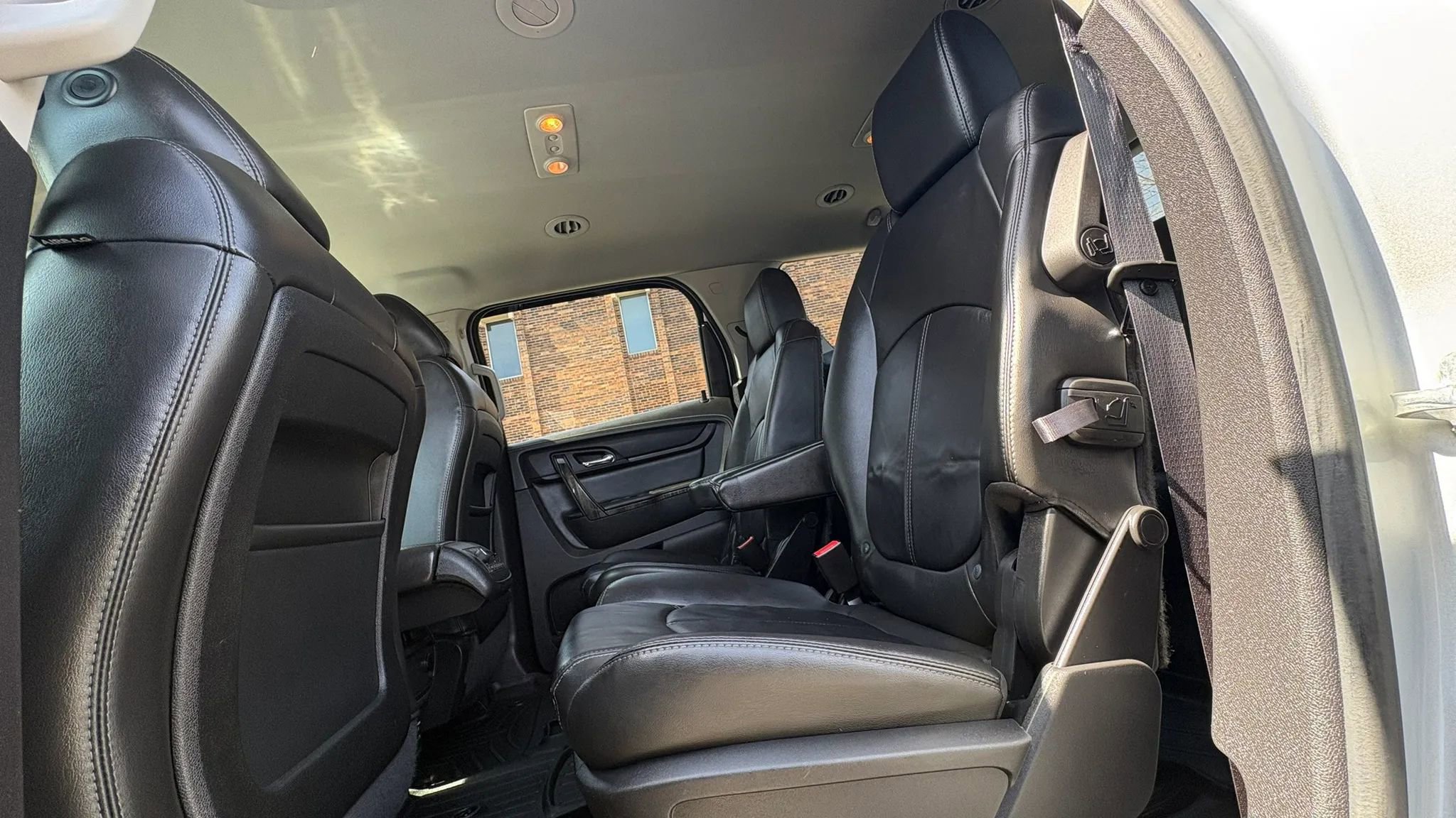 Used 2016 GMC Acadia SLT image 23