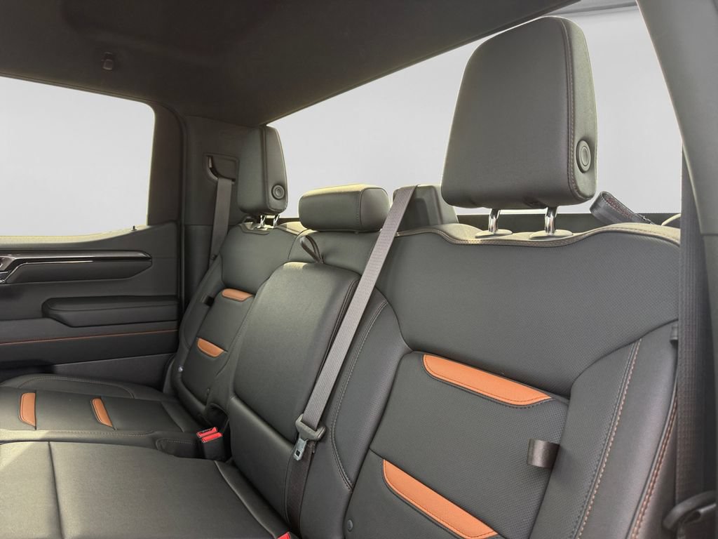 Used 2024 GMC Sierra 1500 AT4 w/ Technology Package AWD/4WD image 36