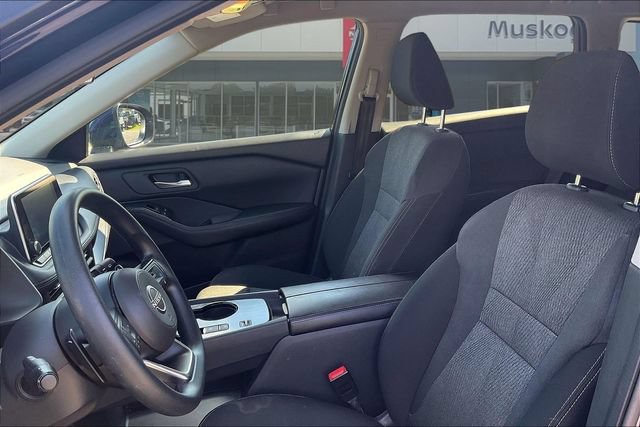 Used 2024 Nissan Rogue SV FWD image 20