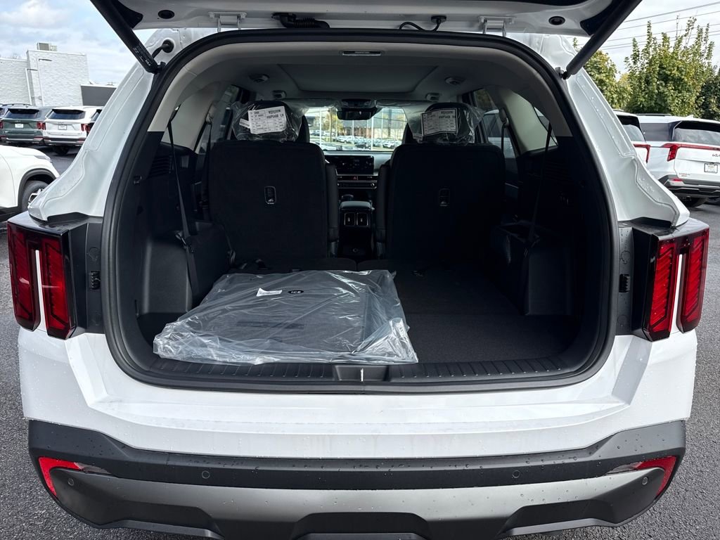 New 2025 Kia Sorento X-Line EX image 21