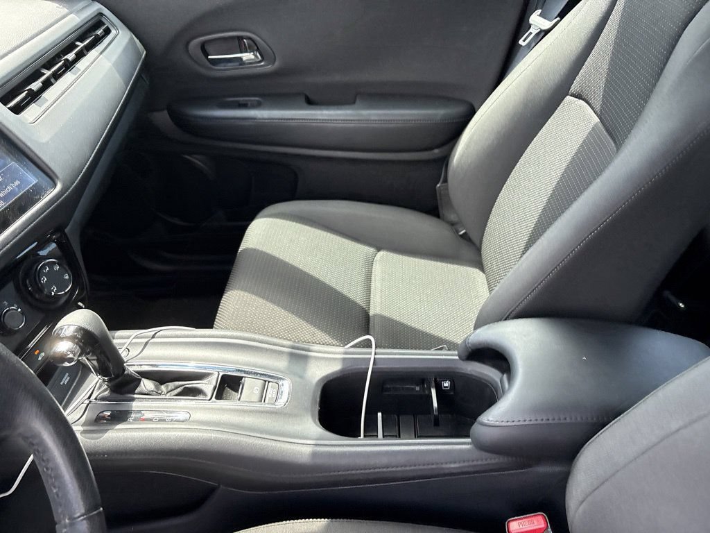 Used 2019 Honda HR-V Sport image 12