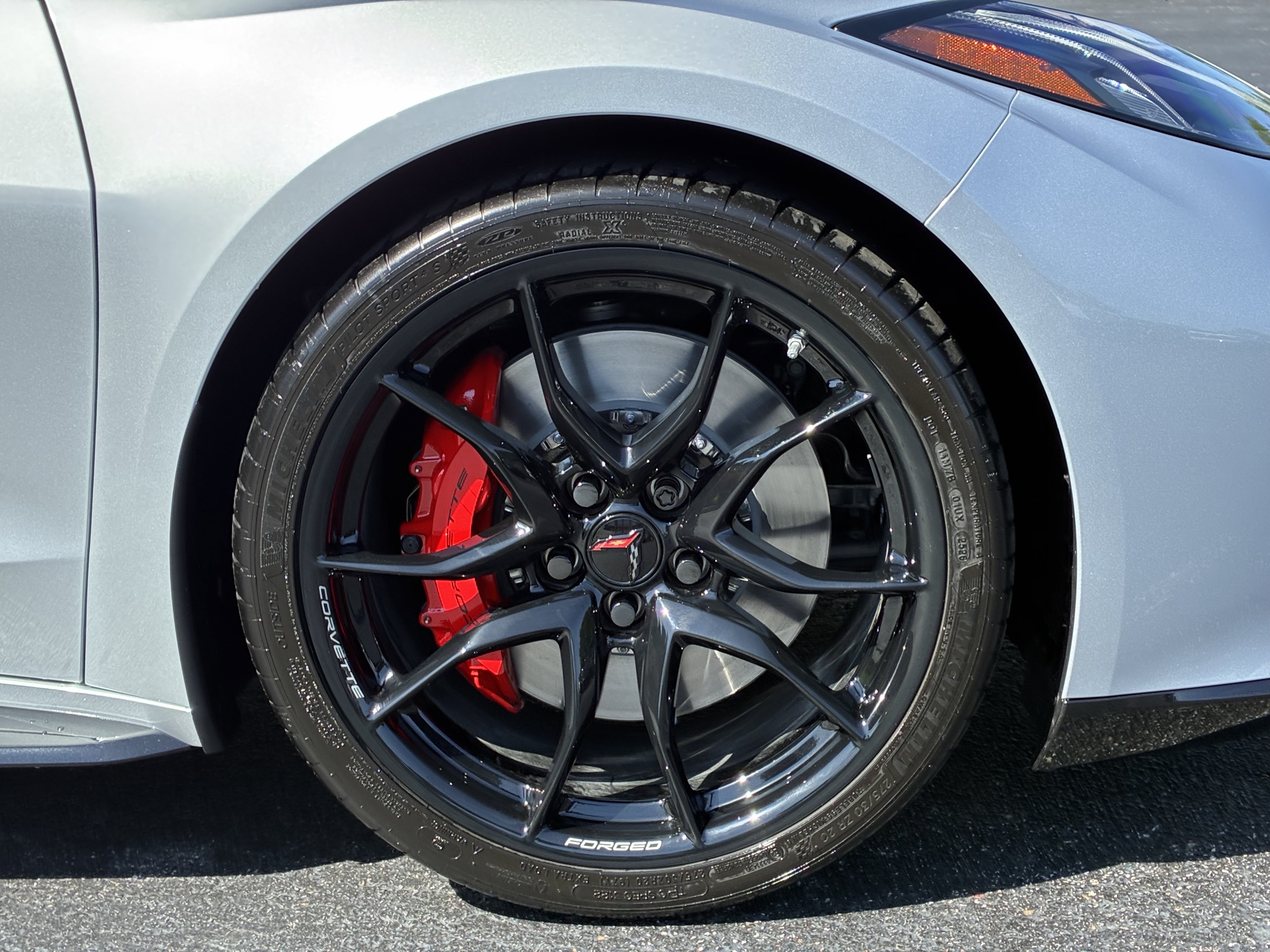 New 2027 Chevrolet Corvette Grand Sport w/ Z52 Sport Performance Package RWD image 7