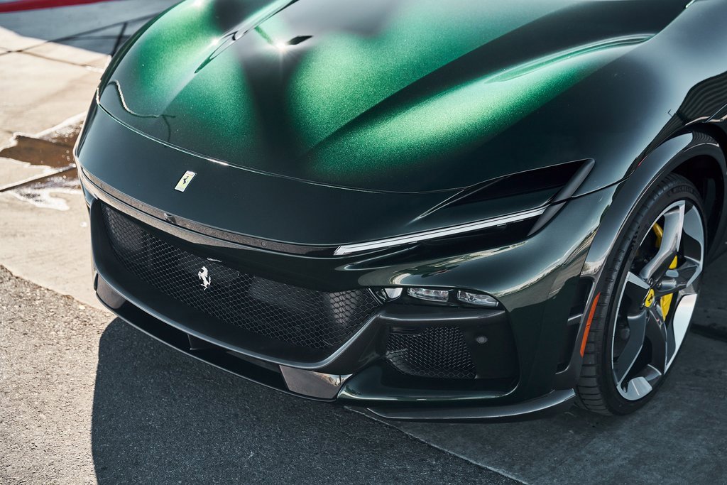 Used 2026 Ferrari Purosangue image 19