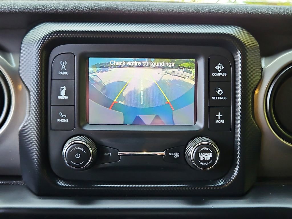 Used 2019 Jeep Wrangler Sport AWD/4WD image 17