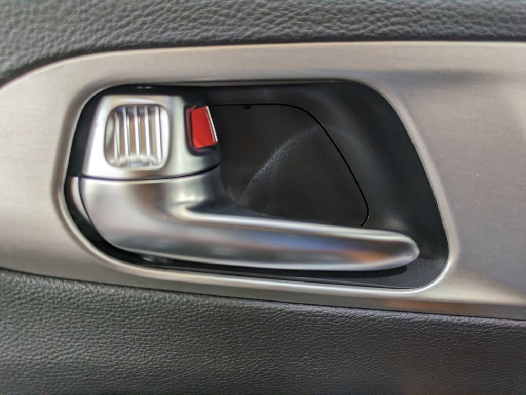 New 2026 Chrysler Pacifica Pinnacle w/ Trailer Tow Group image 12