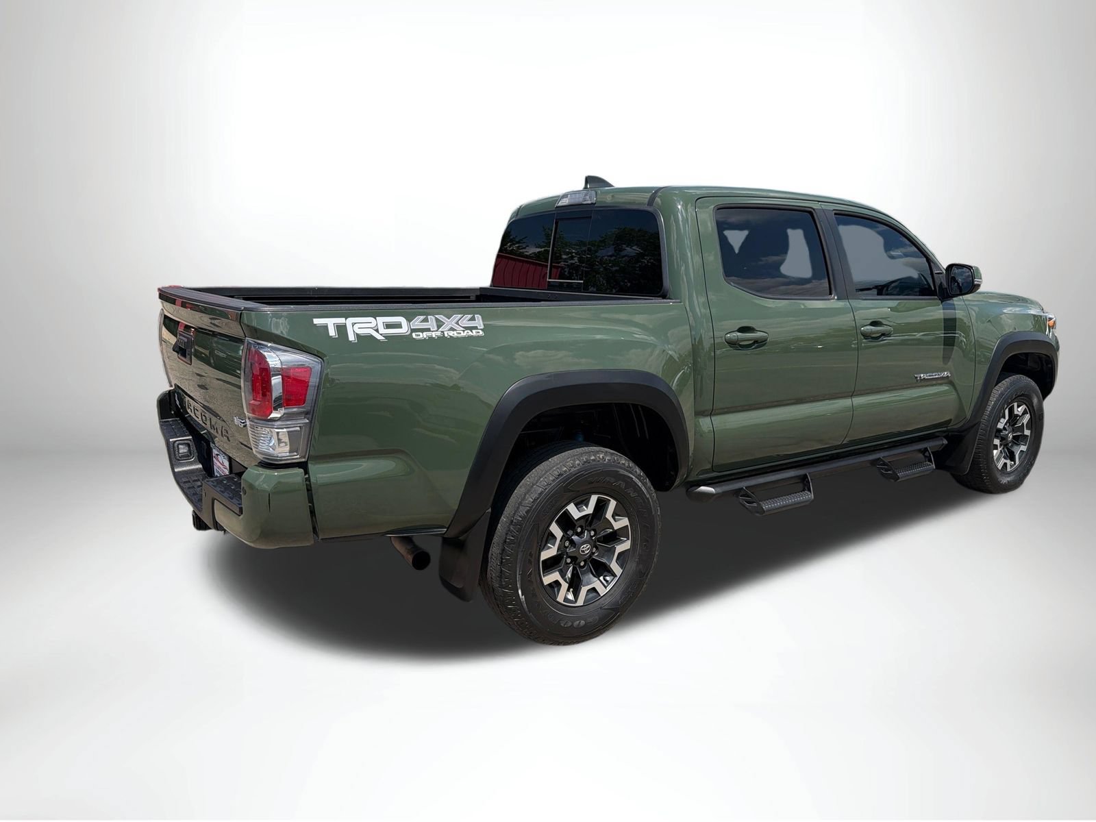 Used 2021 Toyota Tacoma TRD Off-Road w/ Technology Package AWD/4WD image 6