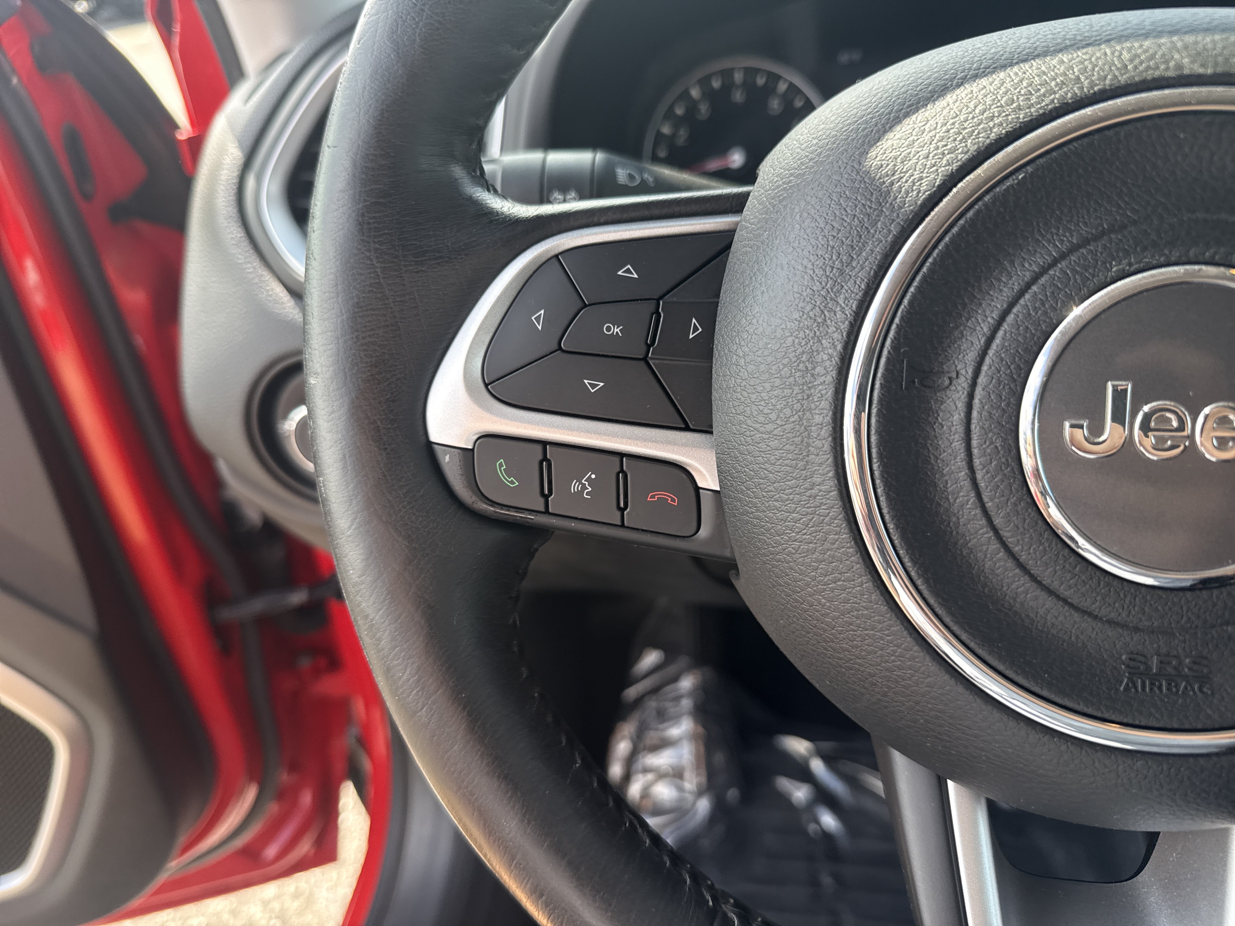Used 2021 Jeep Renegade Latitude w/ Luxury Group I AWD/4WD image 18