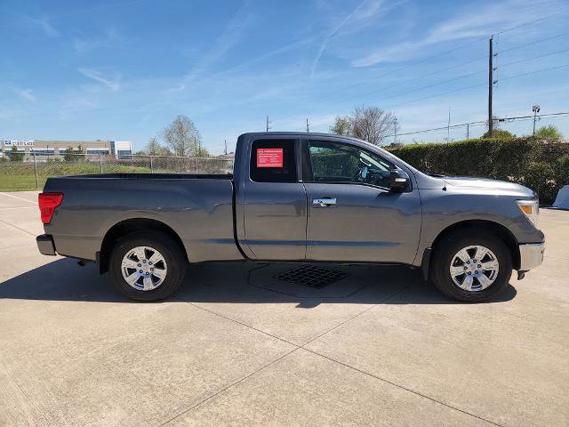 Certified 2019 Nissan Titan SV w/ SV Convenience Package image 4