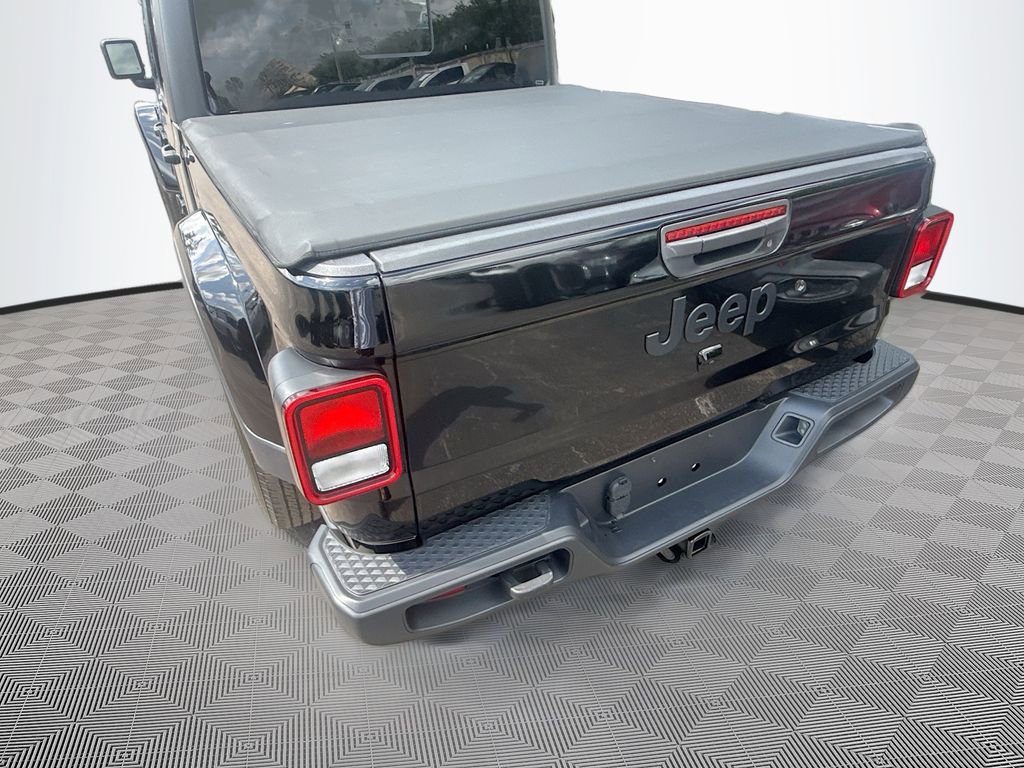 Used 2022 Jeep Gladiator Sport image 30