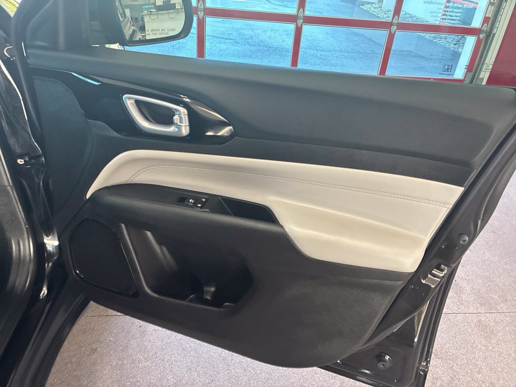 Certified 2023 Jeep Compass Limited AWD/4WD image 32
