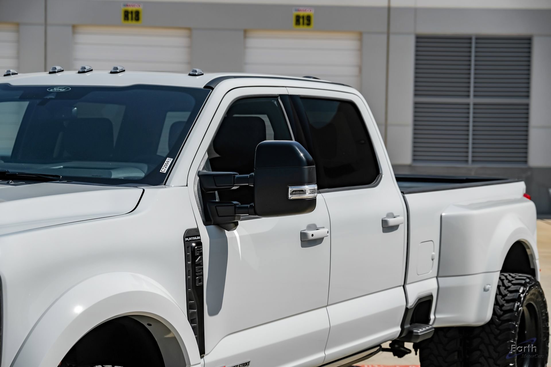 Used 2026 Ford F450 Platinum w/ FX4 Off-Road Package AWD/4WD image 30