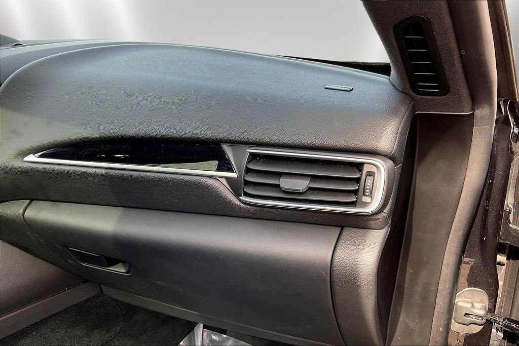 Used 2022 Maserati Levante GT image 25