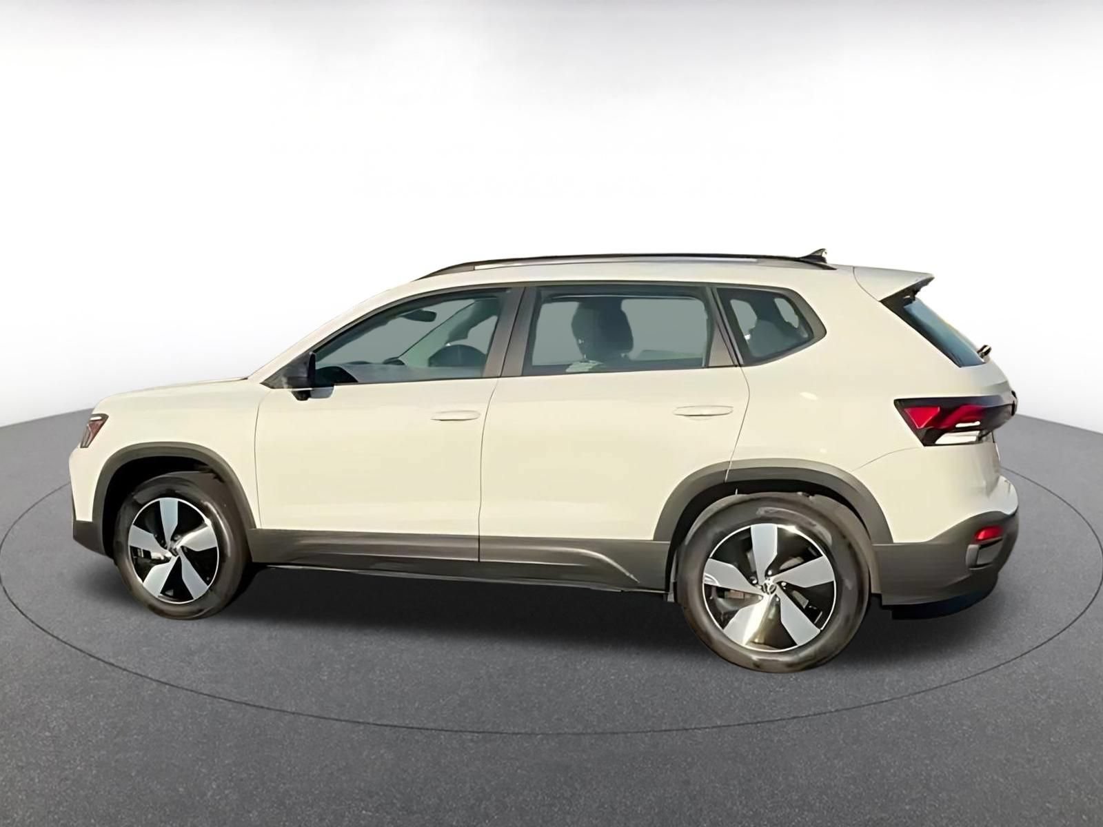 Used 2026 Volkswagen Taos S AWD/4WD image 10