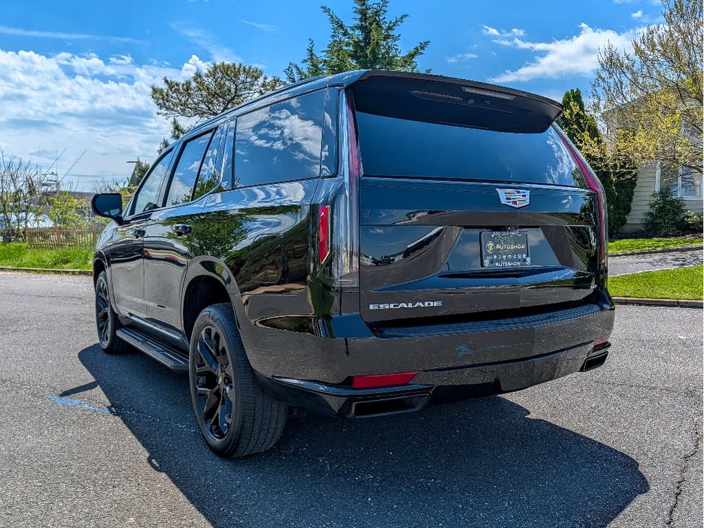 Used 2023 Cadillac Escalade Sport AWD/4WD image 15