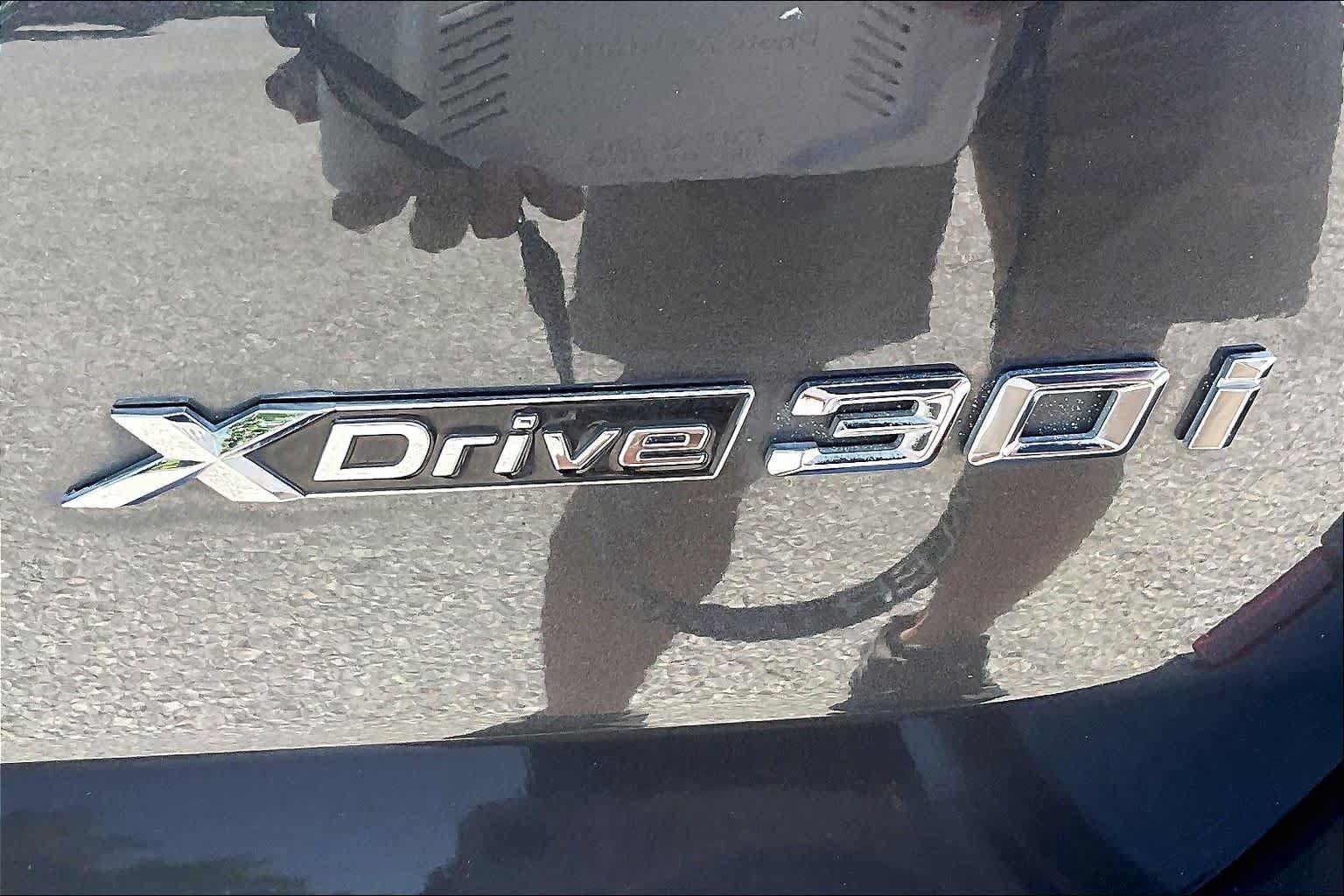 Used 2021 BMW X3 xDrive30i w/ Premium Package AWD/4WD image 9