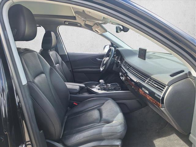 Used 2017 Audi Q7 3.0T Premium Plus w/ Premium Plus Package image 20