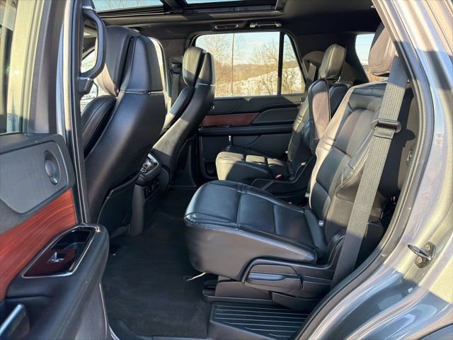 Used 2021 Lincoln Navigator Reserve image 16