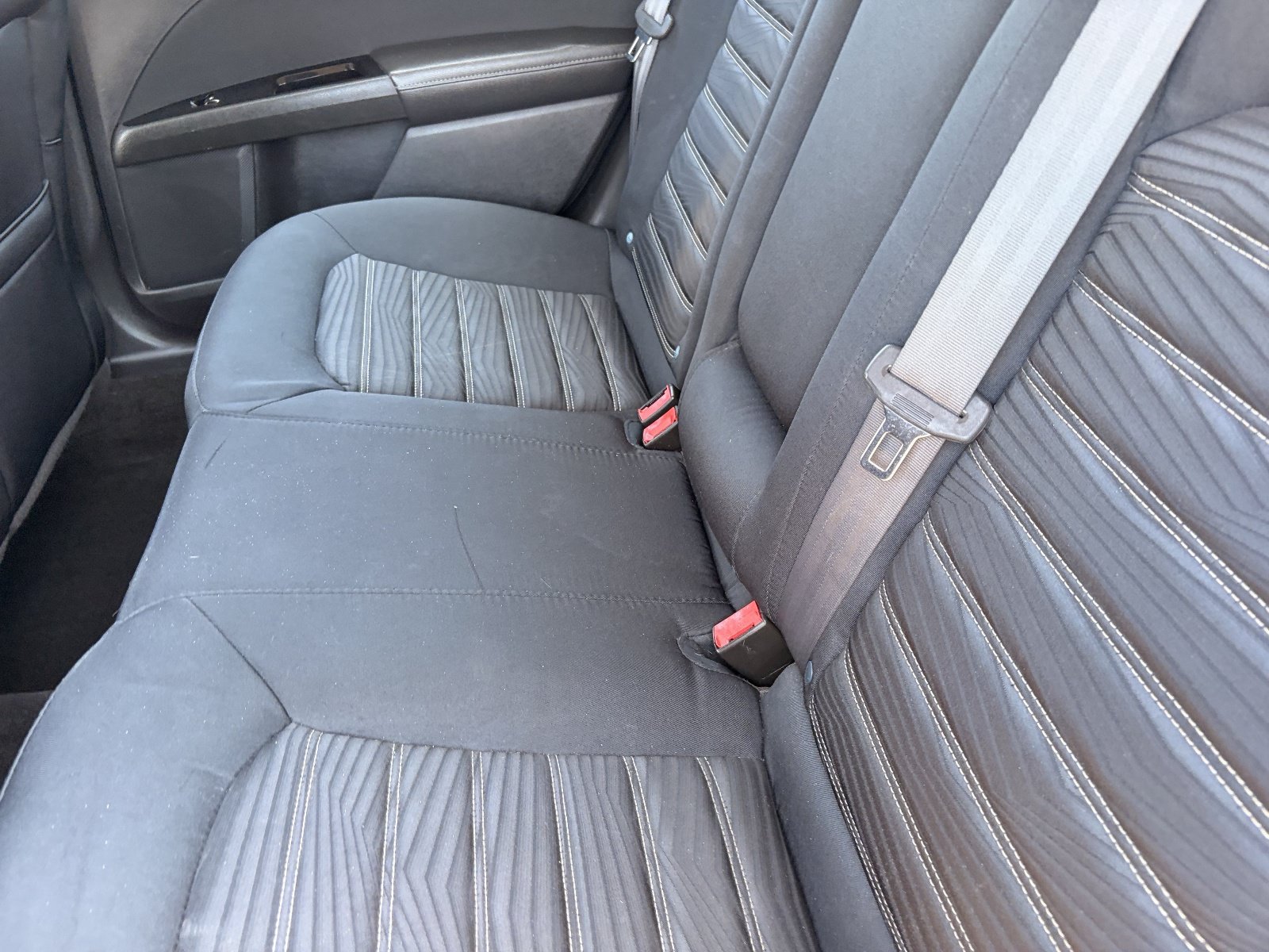 Used 2016 Ford Fusion SE FWD image 16