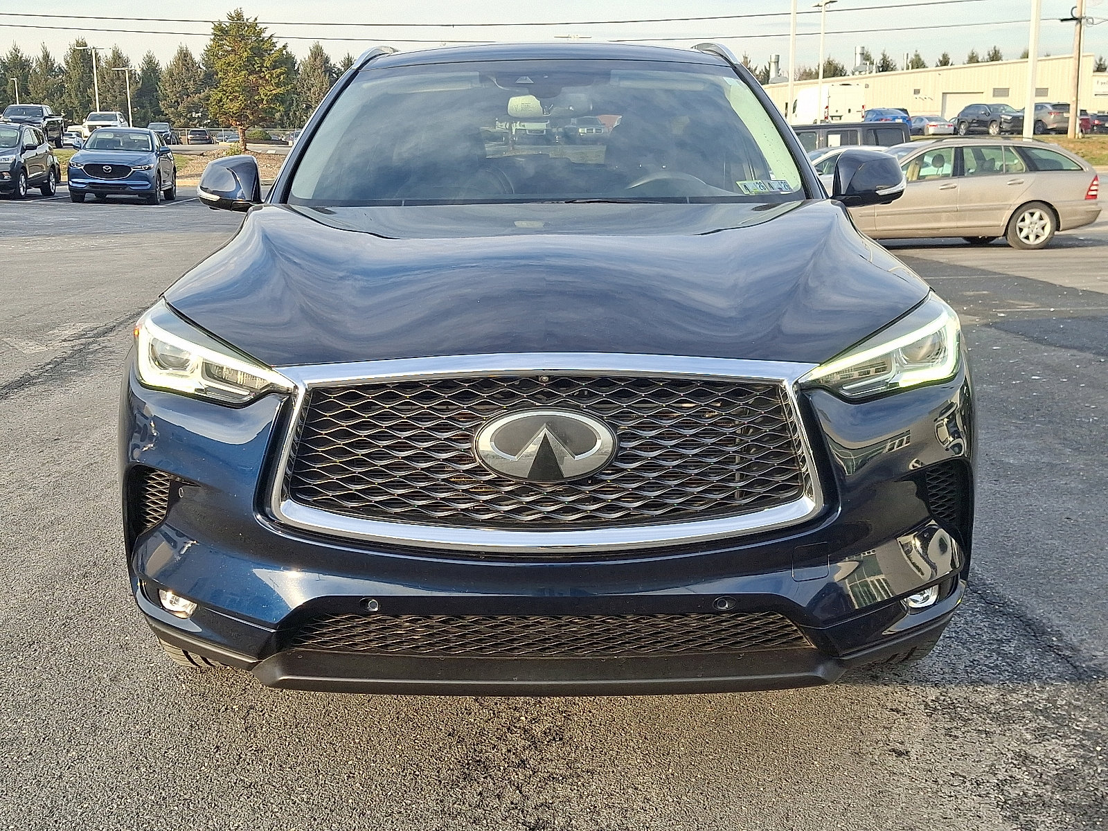 Used 2019 INFINITI QX50 Essential w/ Premium Heat Package image 2