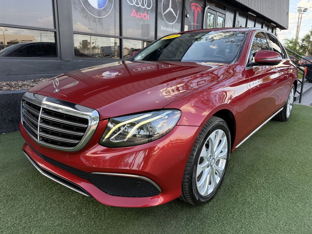 Used 2017 Mercedes-Benz E 300 4MATIC image 1