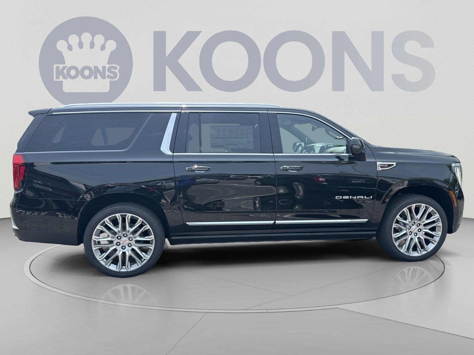 New 2026 GMC Yukon XL Denali w/ Denali Reserve Package AWD/4WD image 7