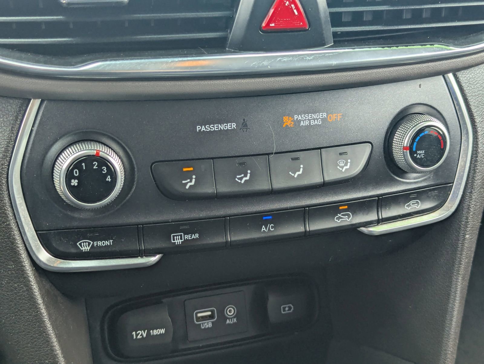 Used 2019 Hyundai Santa Fe SE FWD image 20