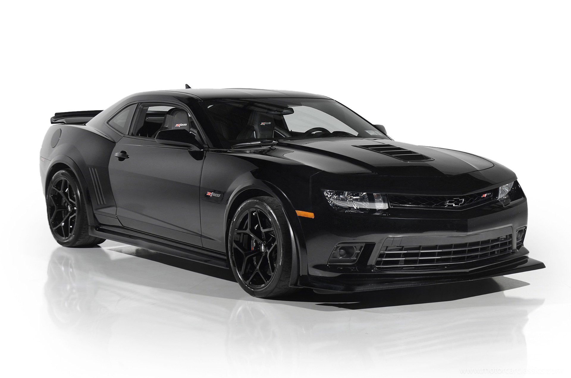 Used 2015 Chevrolet Camaro Z/28 image 1