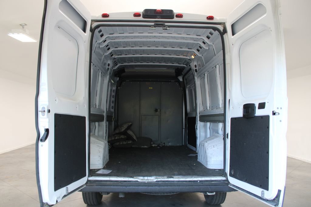 Used 2023 RAM ProMaster 2500 image 13