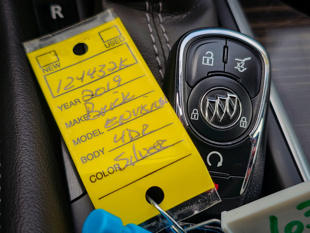Used 2019 Buick Envision Premium w/ Driver Confidence Package AWD/4WD image 46