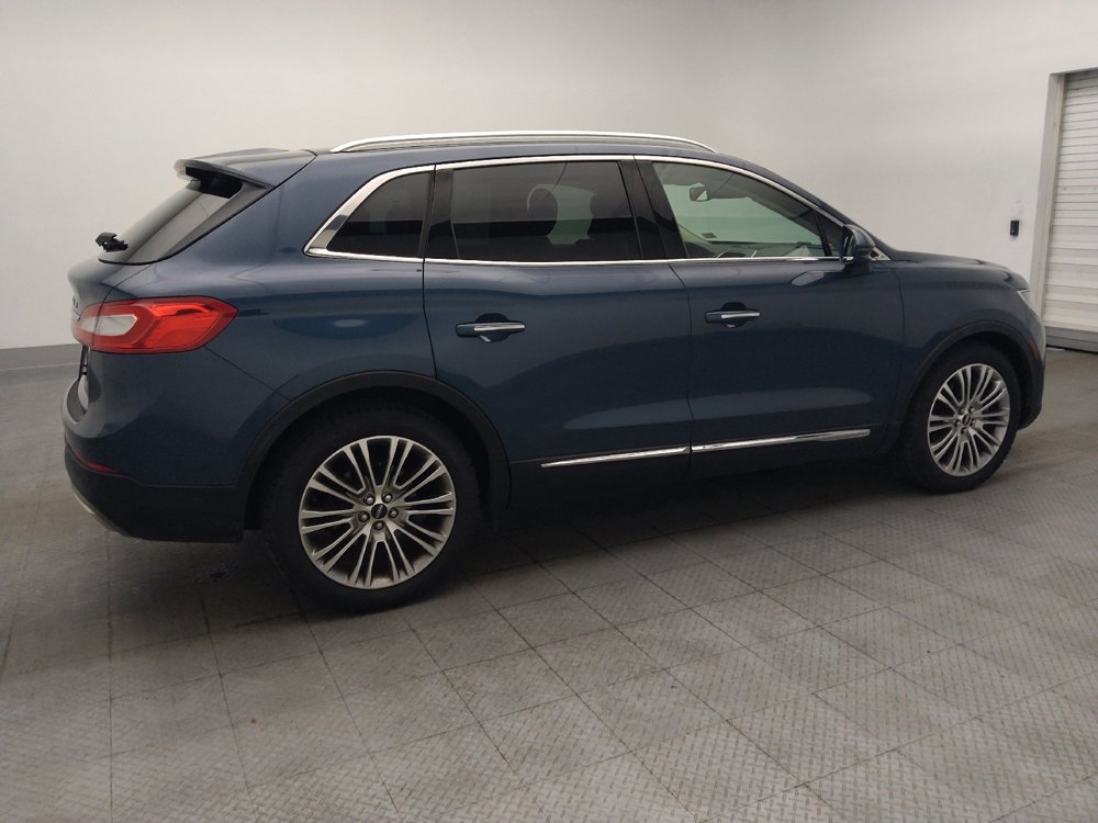 Used 2016 Lincoln MKX Reserve w/ Technology Package FWD image 10