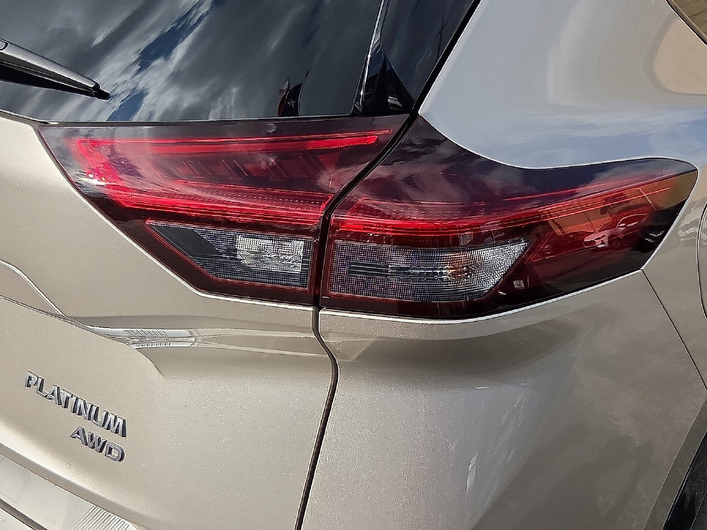 Used 2026 Nissan Rogue Platinum w/ Platinum Premium Package AWD/4WD image 9
