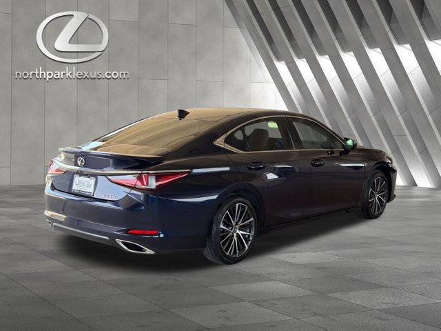 Certified 2024 Lexus ES 350 w/ Premium Package FWD image 6