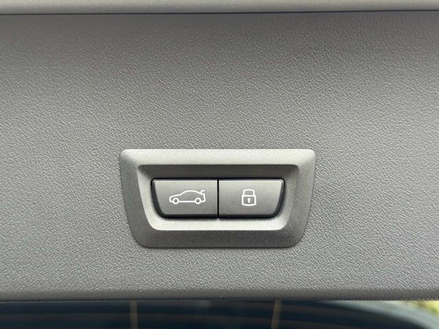 Used 2025 BMW X3 xDrive30i w/ M Sport Package image 17