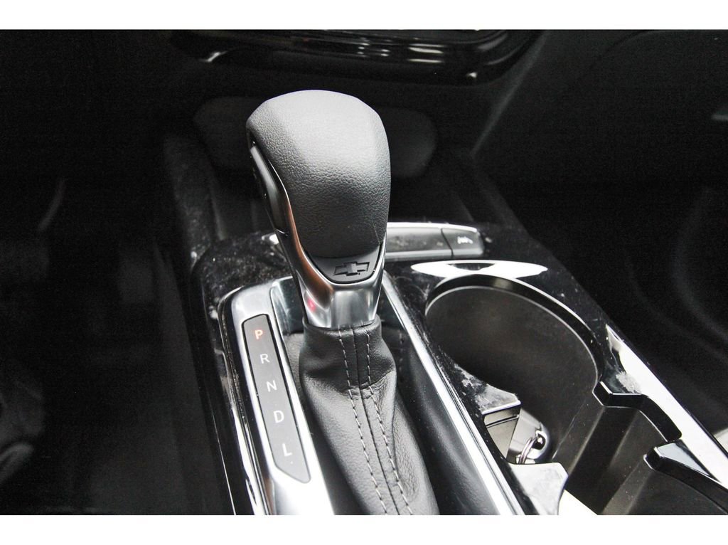 Used 2025 Chevrolet Trax LT w/ Driver Confidence Package image 23