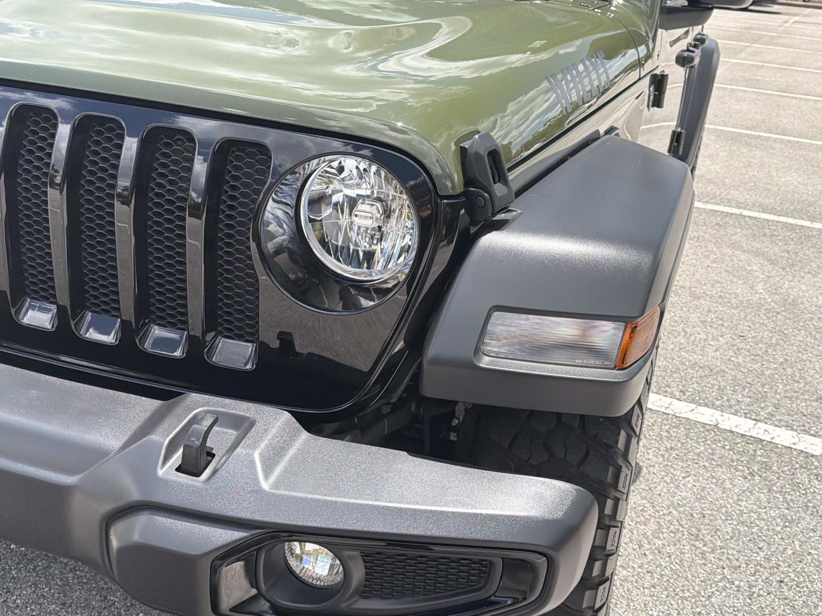 Used 2023 Jeep Wrangler Unlimited Sport AWD/4WD image 10
