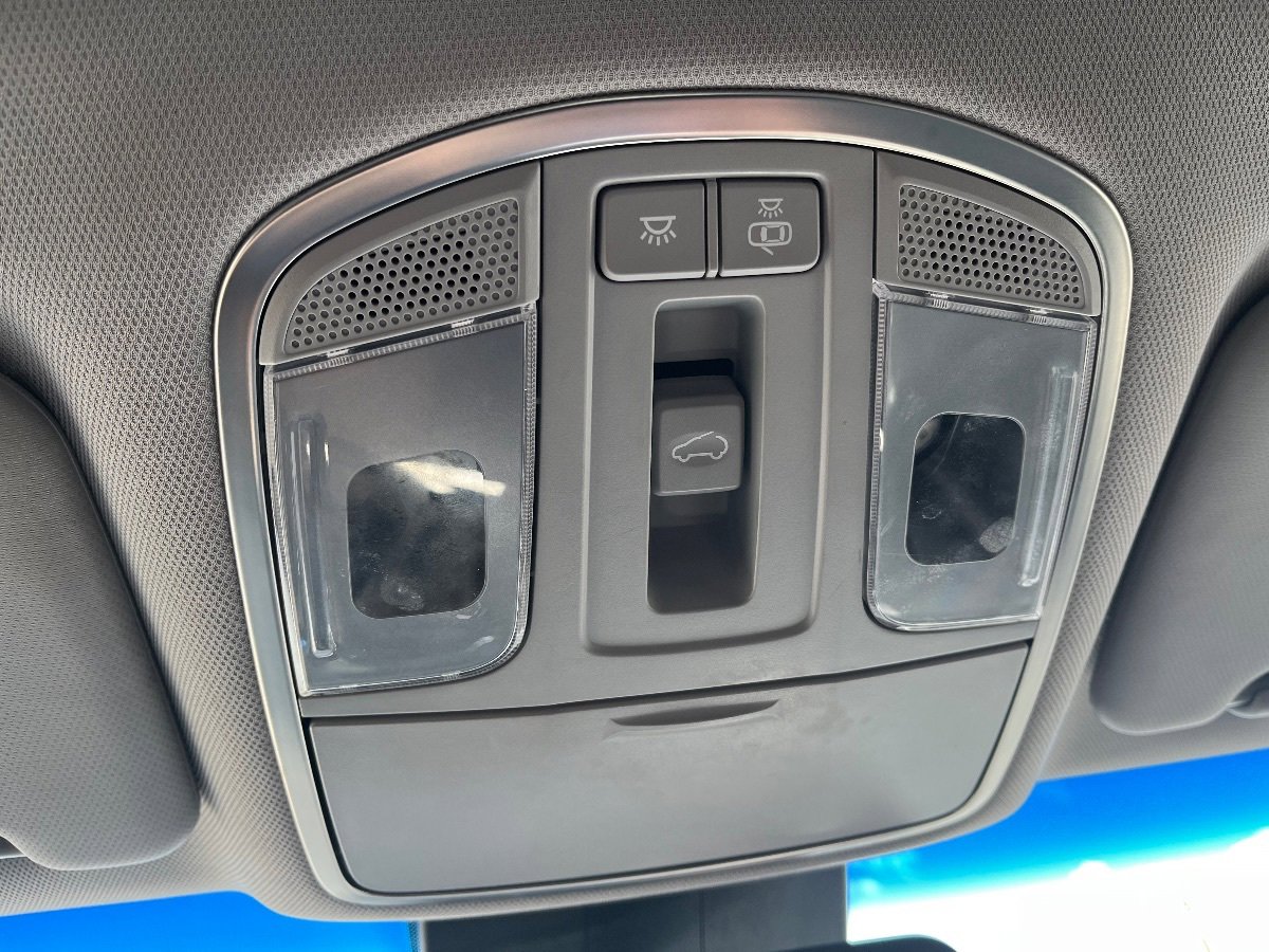 Used 2018 Hyundai Tucson Limited w/ Ultimate Package 02 FWD image 24