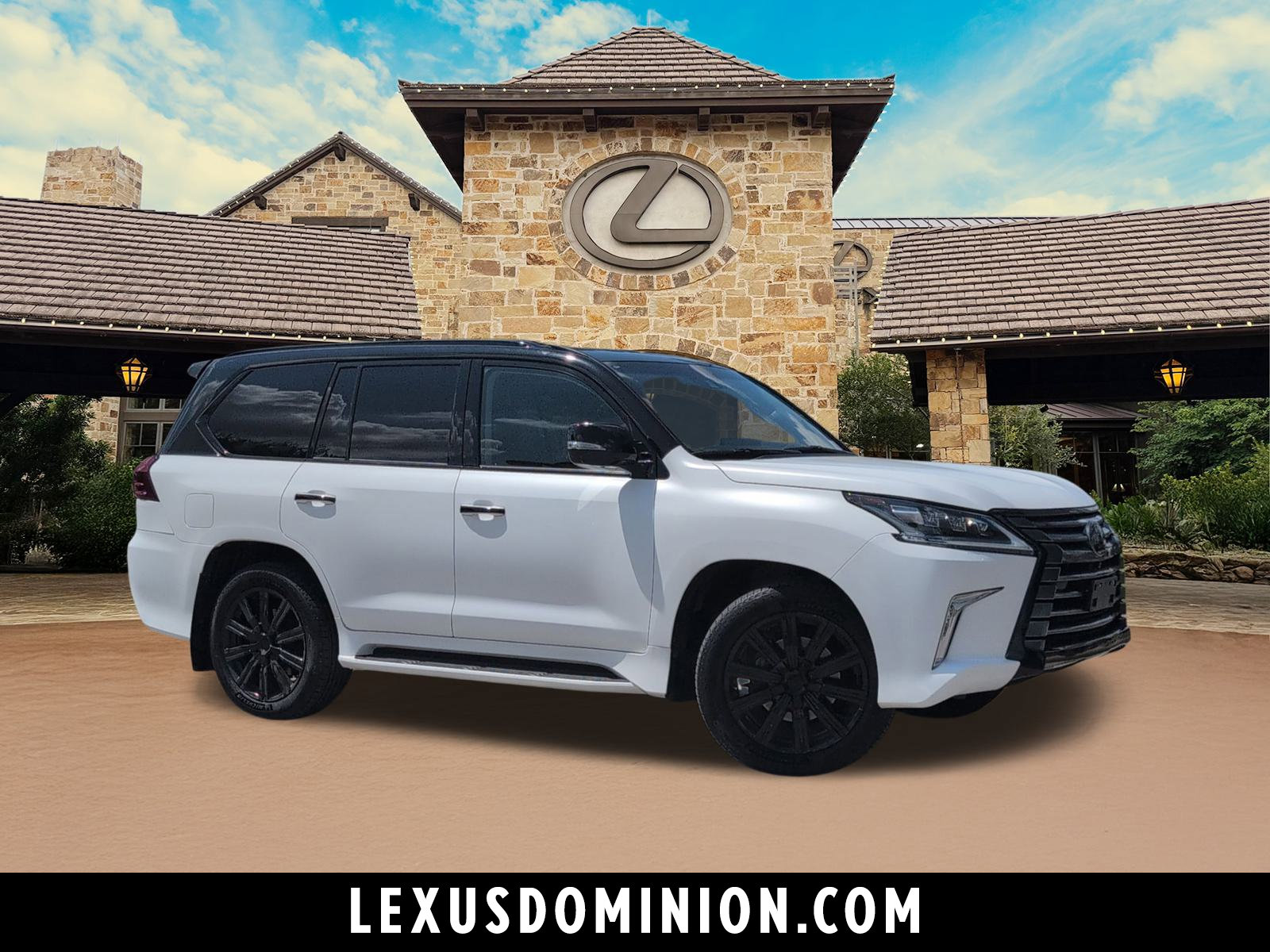 Used 2017 Lexus LX 570 4WD w/ Luxury Package