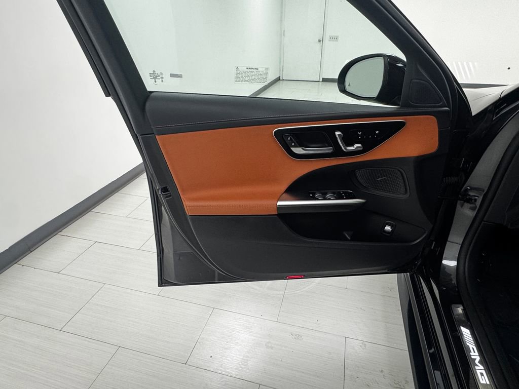 Used 2023 Mercedes-Benz C 43 AMG 4MATIC Sedan image 9