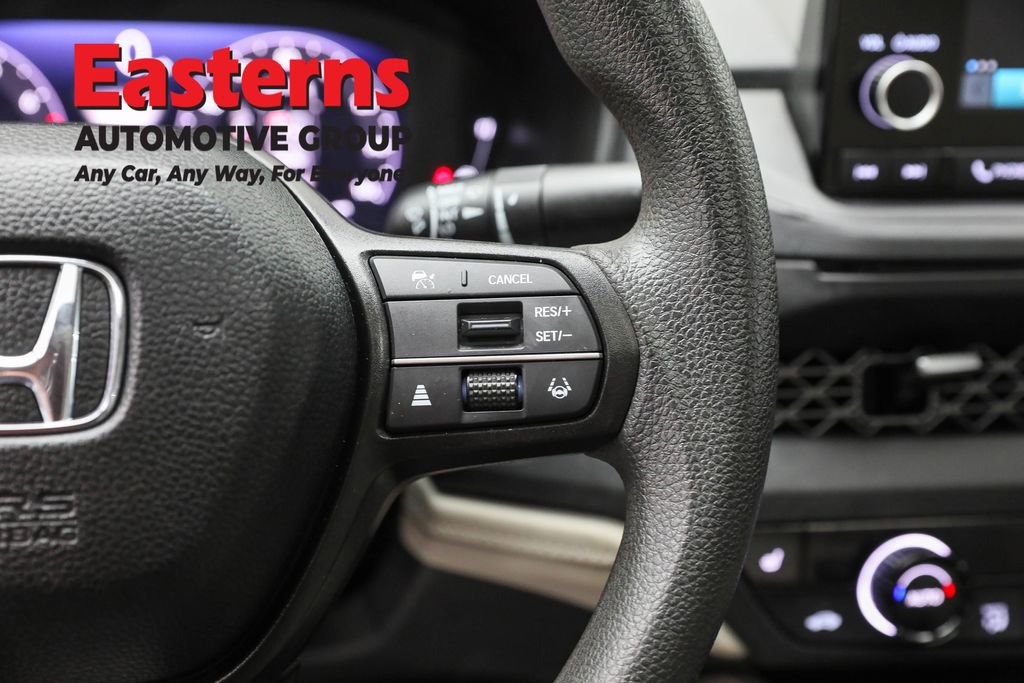 Used 2025 Honda Accord SE image 16