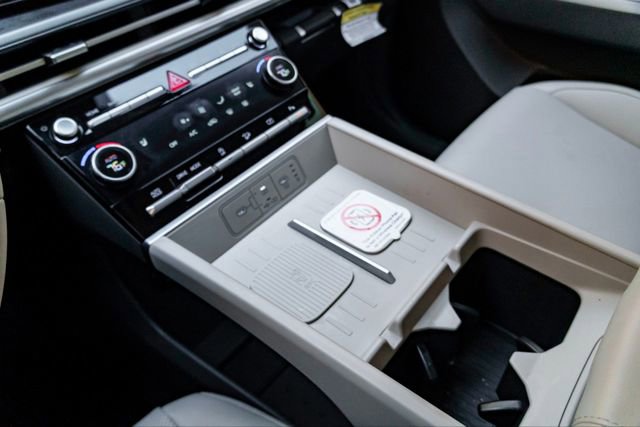 New 2025 Hyundai Santa Fe SEL image 18