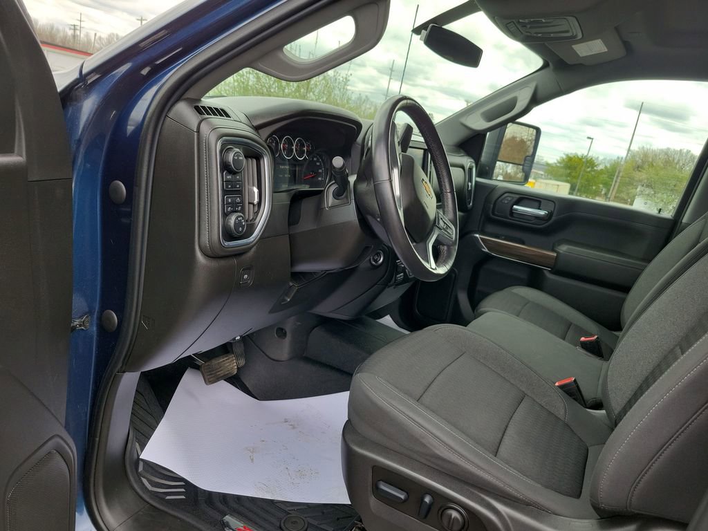 Used 2022 Chevrolet Silverado 2500 LT w/ Convenience Package image 34