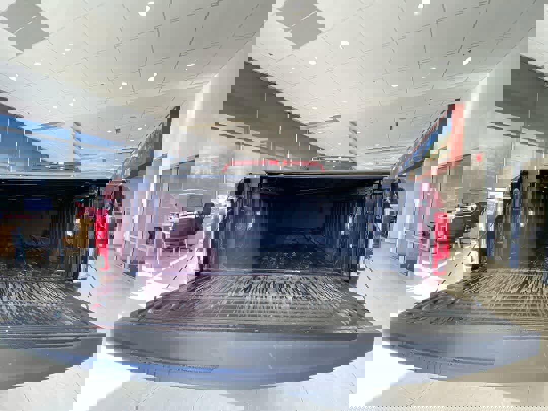 Used 2018 RAM 1500 Laramie Longhorn image 27