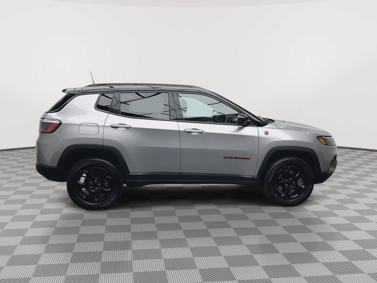Used 2023 Jeep Compass Trailhawk AWD/4WD image 35