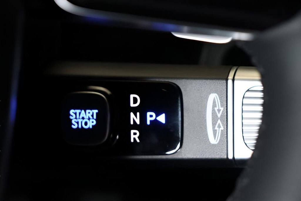 New 2026 Hyundai Ioniq 9 SE image 17