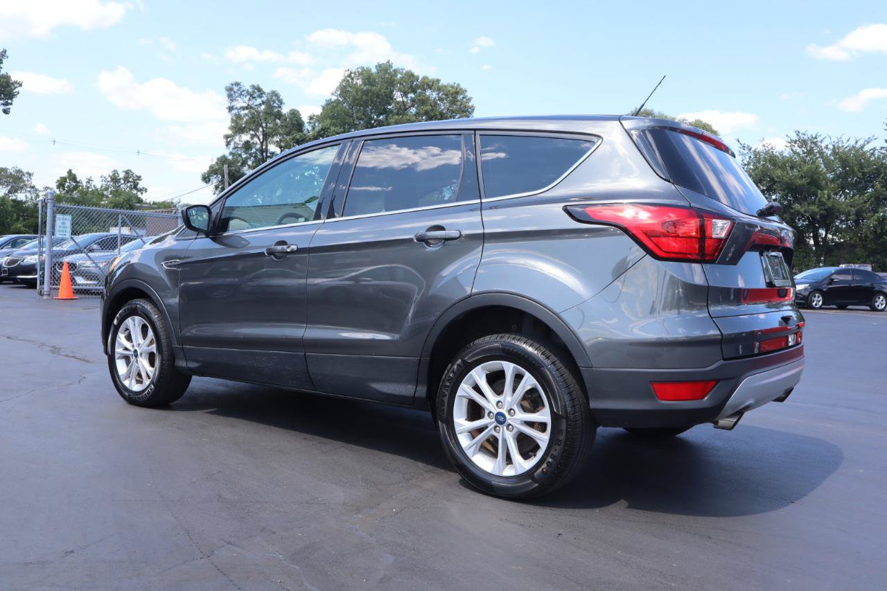 Used 2019 Ford Escape SE AWD/4WD image 3